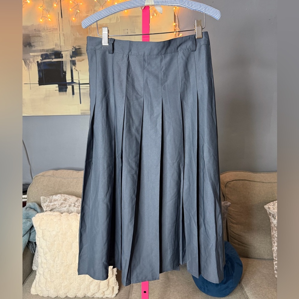 Sangtree Gray Pleated Midi Skirt Size 16-18 Elastic Waist A Line